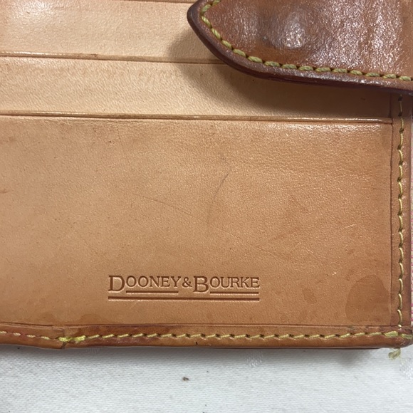Auth Vintage Dooney & Bourke latch lock Wallet - Picture 8 of 15
